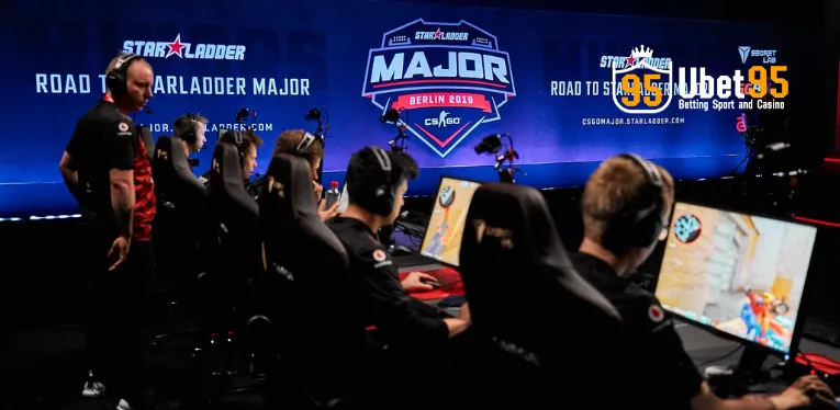 Select CSGO Major Championships tournament and bet